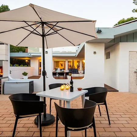 Villa A Energy Bento Box Hot Pool & Sauna *