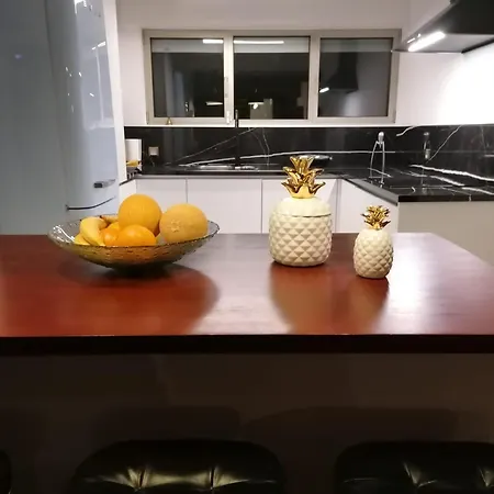 Villa A Energy Bento Box Hot Pool & Sauna Vilamoura
