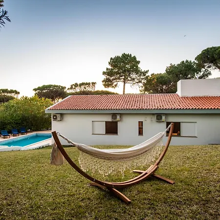 A Energy Bento Box Hot Pool & Sauna Vilamoura