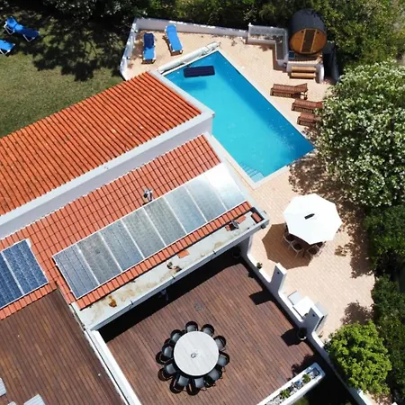 A Energy Bento Box Hot Pool & Sauna